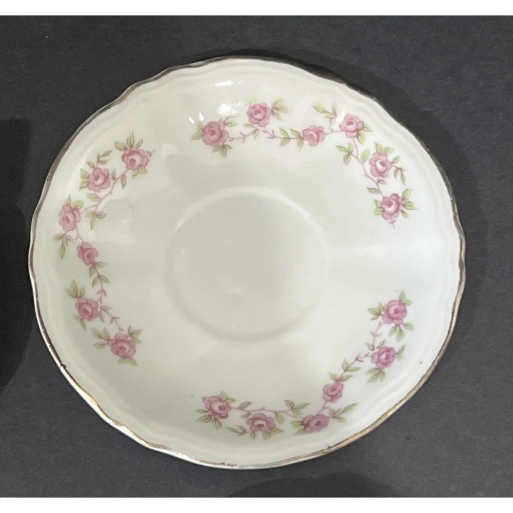 Vintage Purple Rose Footed Porcelain Tea Cup And Saucer Set With Gold‎ Trim Set